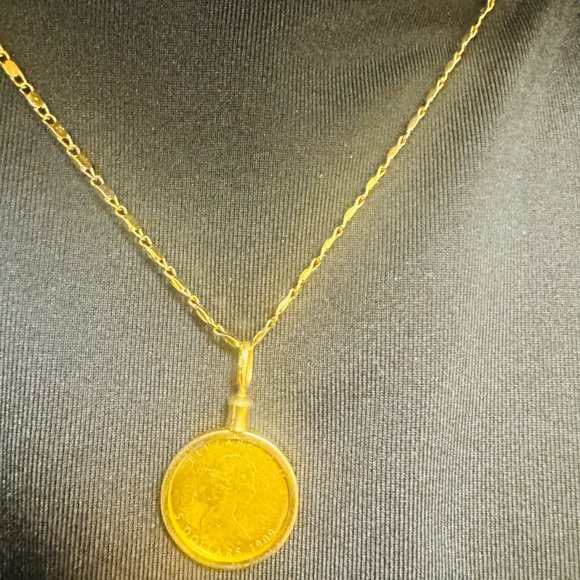 K24 Japan Solid Gold Coin Pendant 4.2g - Picture 9 of 13